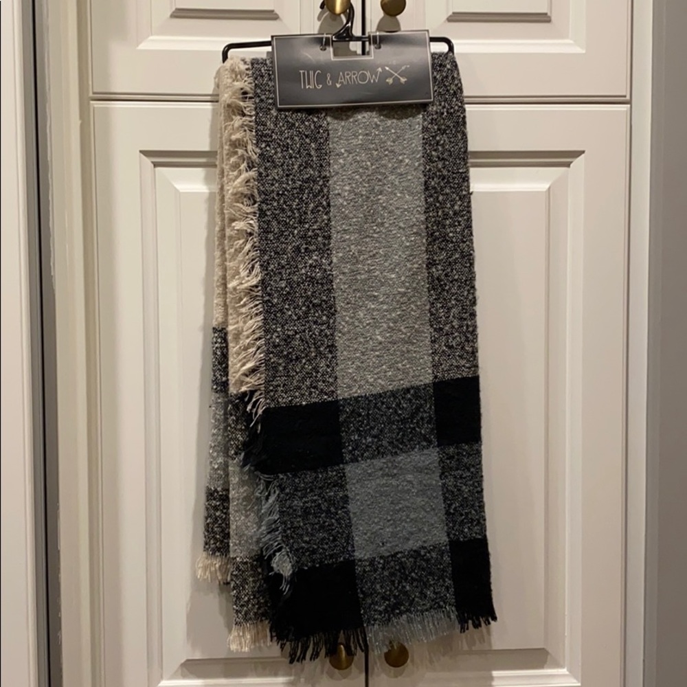 Twig and Arrow scarf